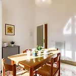 Guesthost - Casa Calise Elegant With Garage Siena