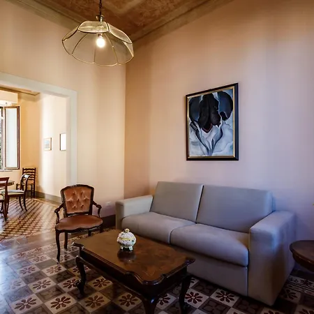 Guesthost - Casa Calise Elegant With Garage Semesterbostad Siena