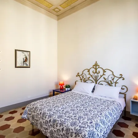 Guesthost - Casa Calise Elegant With Garage Semesterbostad