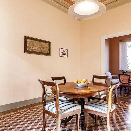 Guesthost - Casa Calise Elegant With Garage Semesterbostad Siena