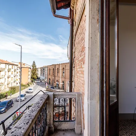 Semesterbostad Guesthost - Casa Calise Elegant With Garage Siena