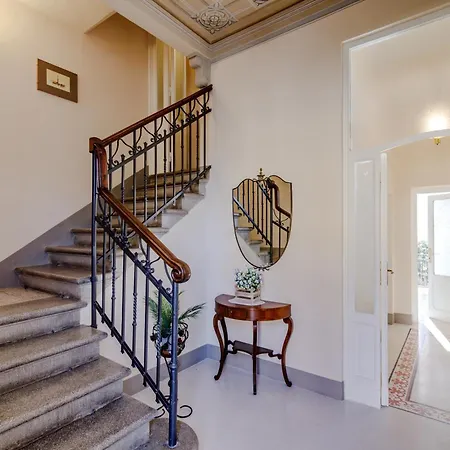 Semesterbostad Guesthost - Casa Calise Elegant With Garage