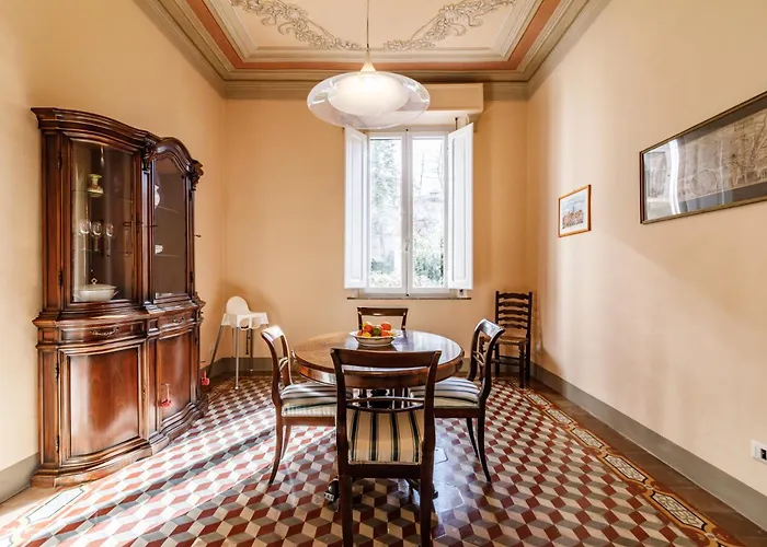 Guesthost - Casa Calise Elegant With Garage Siena