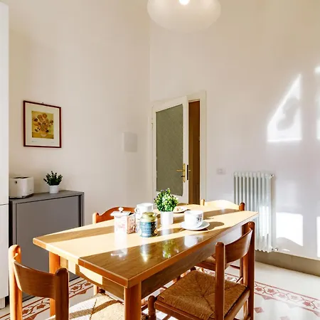 Casa Calise Elegant 1920s With Garage Siena