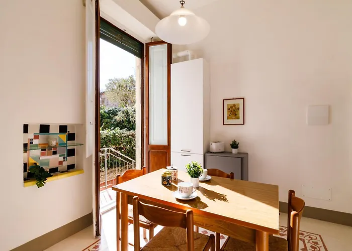 Guesthost - Casa Calise Elegant With Garage Дом отдыха *