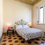 Guesthost - Casa Calise Elegant With Garage Feriehus Siena