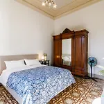 Guesthost - Casa Calise Elegant With Garage Feriehus *