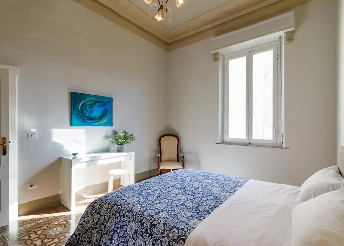 Guesthost - Casa Calise Elegant With Garage *